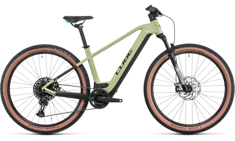 Cube Reaction Hybrid EXC 750 2022 in der Farbe green'n'flashgreen