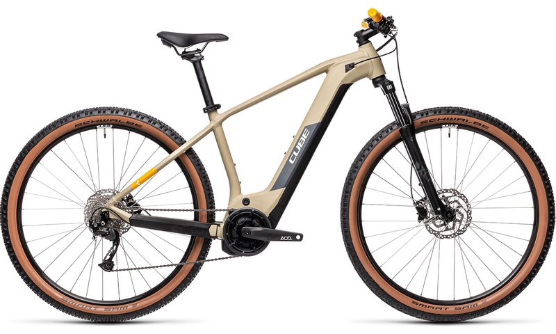 Cube Reaction Hybrid Performance 500 2021 in der Farbe desert'n'orange