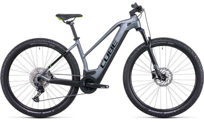 Cube Reaction Hybrid Pro 500 - Trapez 2022 in der Farbe flashgrey'n'green
