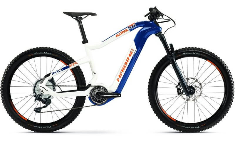 Haibike XDURO AllTrail 5.0 Flyon 2021 in der Farbe blau / weiß / orange