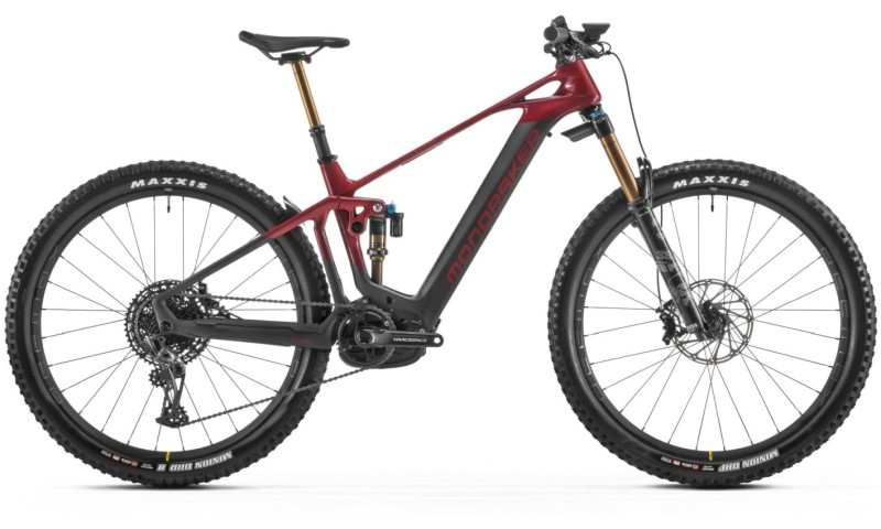 Mondraker Crafty Carbon RR 2022 in der Farbe carbon / red